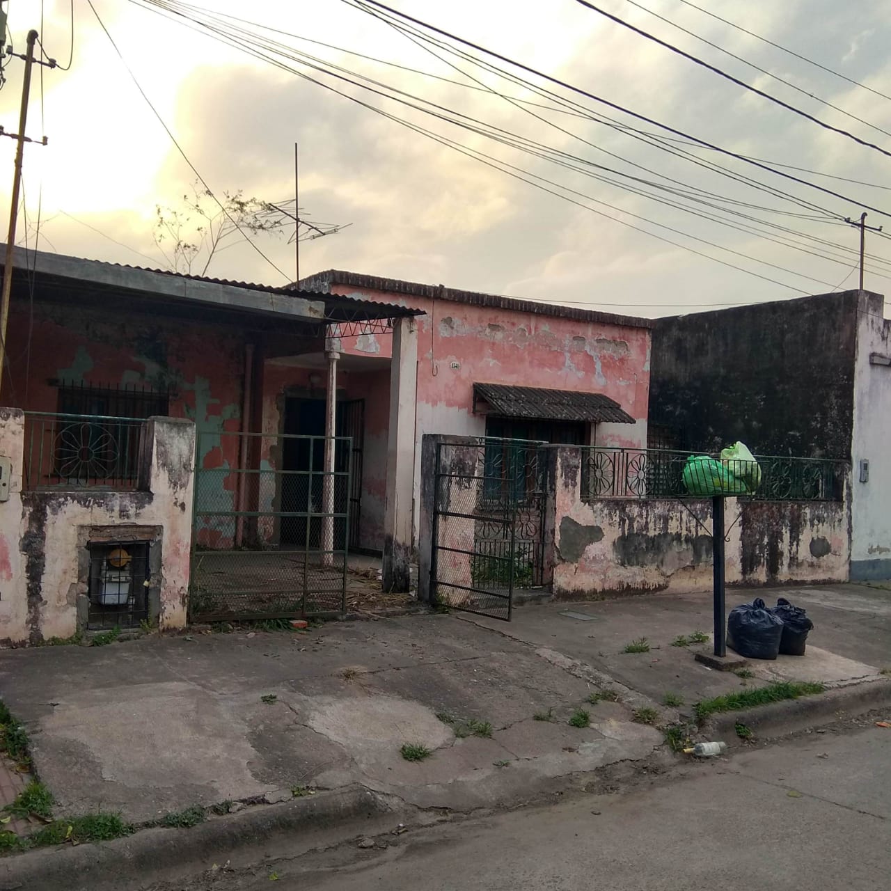 Casa en Venta a Reciclar o Demoler Tucuman